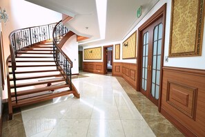 Penthouse Majestueux | Coin séjour