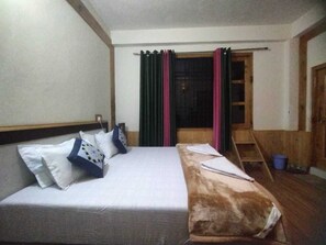 Rom – deluxe | Lydisolert og wi-fi (inkludert)