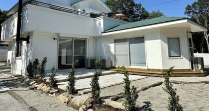 Mountain Hut No 3 Standard Plan / Nasugun Tochigi