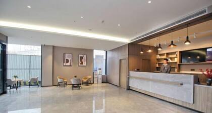 HanTing Hotel (Xi'an Bianjiacun Subway Station)