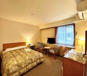 1 bedroom, desk, iron/ironing board, free WiFi