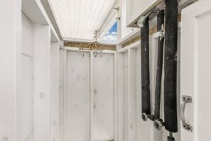 Shower, hair dryer, towels - New Private Pool, 2nd Row Beach Home, Ocean Views, Great for Family Getaways (Oak Island)