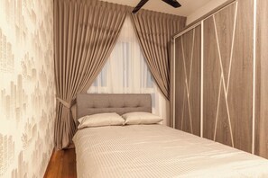 Premium Apartment, 3 Bedrooms, City View | 3 bedrooms, laptop workspace, free WiFi, bed sheets
