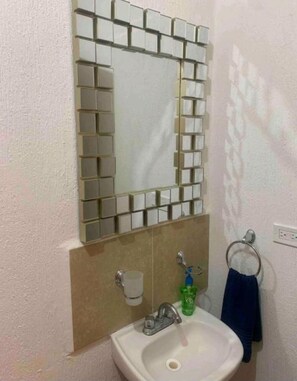 Handdoeken, zeep, shampoo, toiletpapier