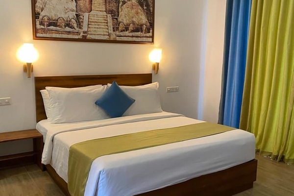 Habitación estándar | Tabla de planchar con plancha, wifi gratis y ropa de cama