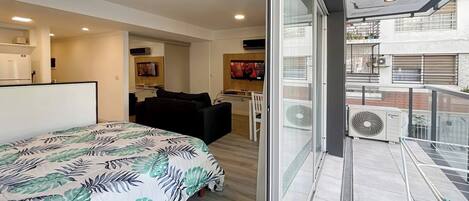 1 chambre, fer et planche à repasser, accès Internet