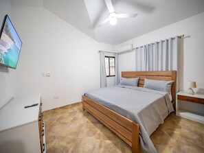 5 soveværelser, strygejern/strygebræt, internetforbindelse, sengetøj