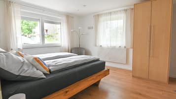 2 chambres, bureau, Wi-Fi, draps fournis