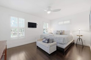 2 bedrooms, desk, iron/ironing board, WiFi