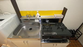 Mini-fridge, microwave, stovetop, electric kettle