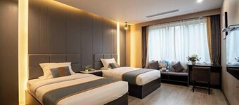 Siji Xiaozhu Hotel