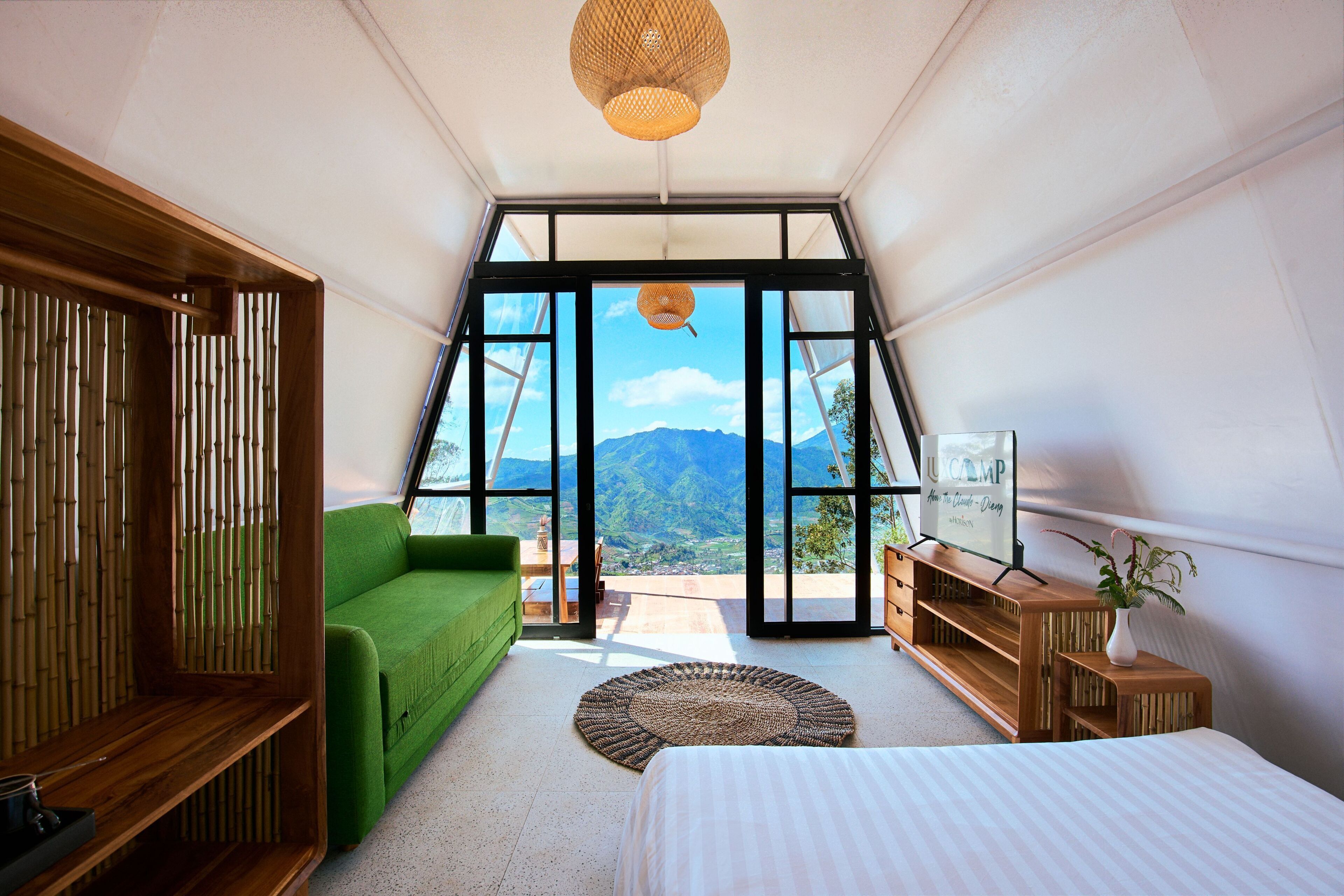 Trapezoid | Free WiFi