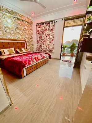 Luxury Apartment | 2 bedrooms, soundproofing, free WiFi