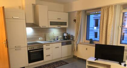 Ferienwohnung 'Moderne Vollmöblierte Wohnung' mit Privatem Garten