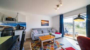 Fernseher, Stereoanlage