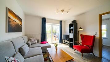 Fernseher, Stereoanlage