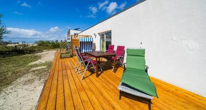 Ferienwohnung Austernfischer" mit Meerblick, privater Terrasse und Wi-Fi