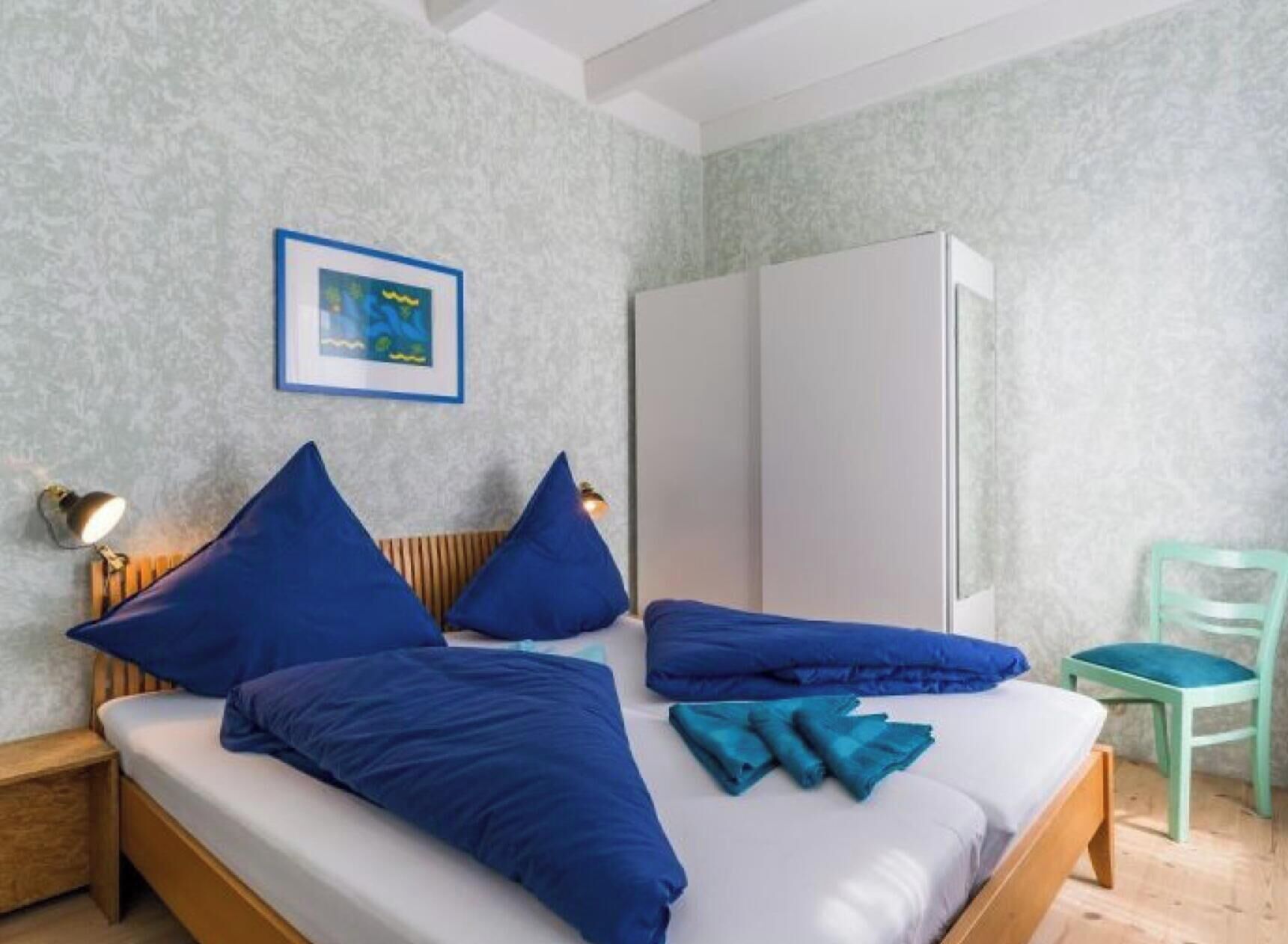 3 bedrooms, free WiFi, bed sheets
