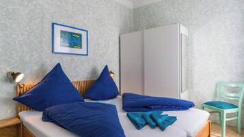3 bedrooms, free WiFi, bed sheets