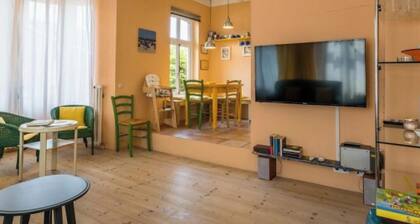 Holiday Home 'Ferienhaus Sommerlust' with Private Garden, Balcony and Wi-Fi