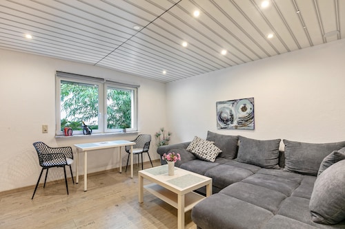 Ferienhaus 'Kleines Haus' mit privater Terrasse und Wi-Fi