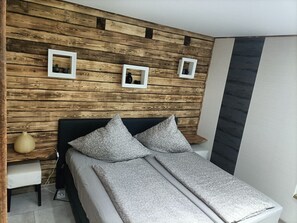 2 habitaciones, wifi gratis y ropa de cama 