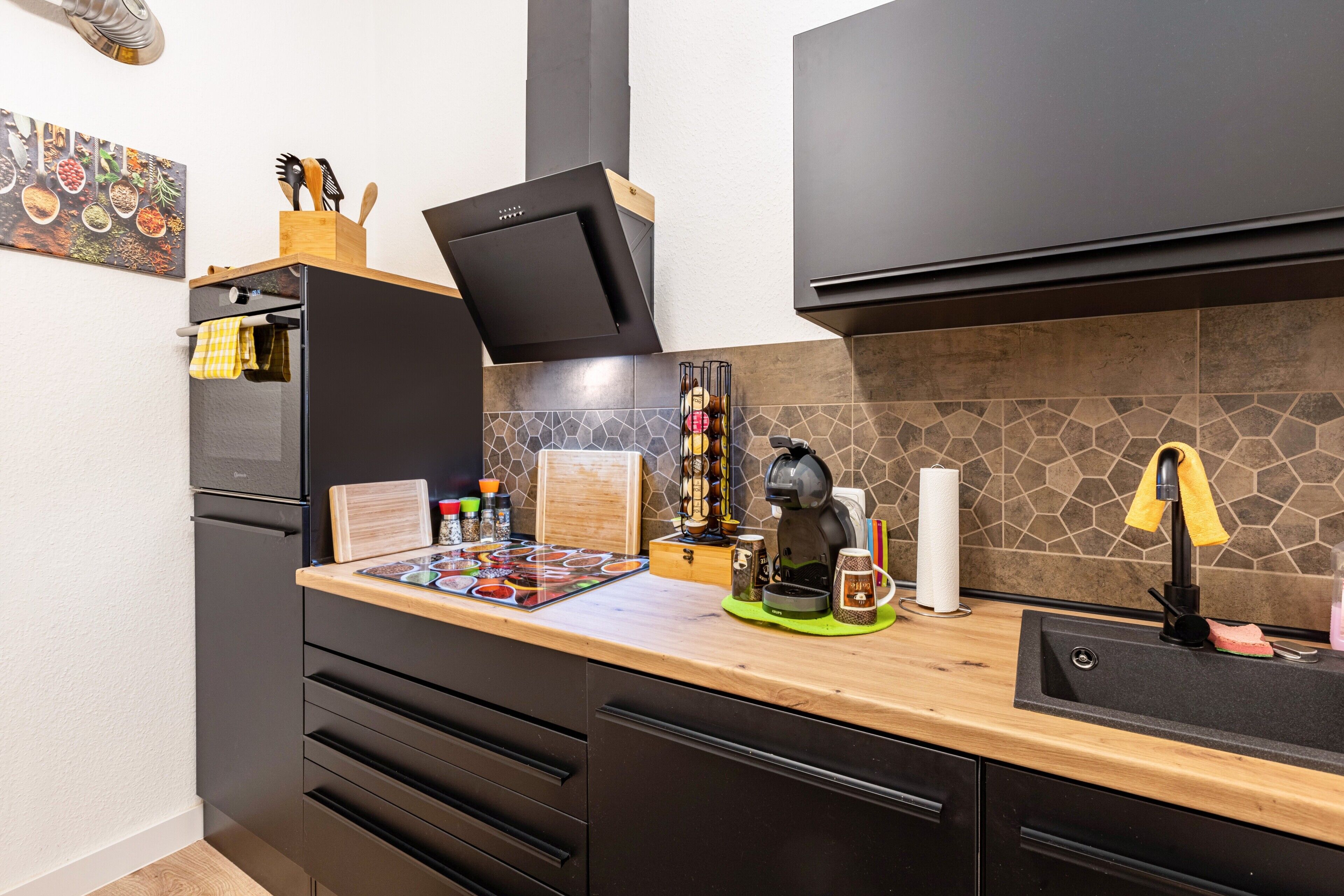 Kühlschrank, Ofen, Herdplatte, Geschirrspüler