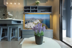 Flat-screen TV - Nicest Condo in City gate Kamala c118 (Kamala)