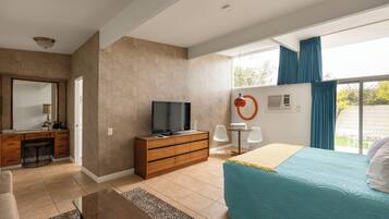 1 dormitorio, escritorio, tabla de planchar con plancha y wifi gratis