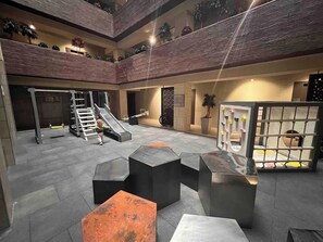 Children's area - Spacious 3-bedroom apartment with 2xAC, WiFi in superb Skopje (Skopje)