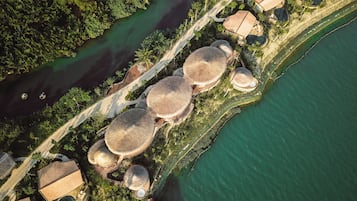 Vartalohoitoja, vartalon kuorintoja, kasvohoitoja