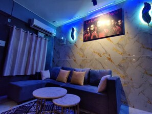 Luxury Villa | Living area - Prion Villa (Daman)