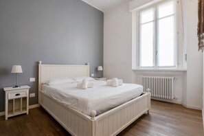 1 多间卧室、熨斗/熨衣板、WiFi、床单