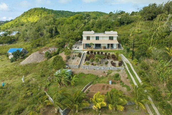 Exterior - Lakaz Roussette - Grande Villa 4 Chambres Avec Lits King Size et vue mer (Grande Montagne)