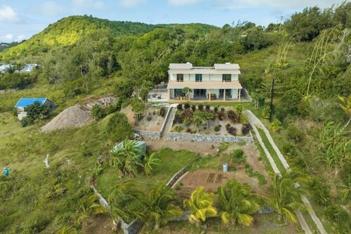 Lakaz Roussette - Grande villa 4 chambres avec lits king size et vue mer