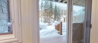 Vail Village Condo - Short Walk to Village Center