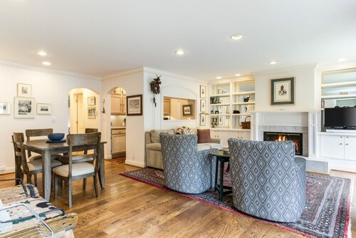 Vail Village Condo - Short Walk to Village Center