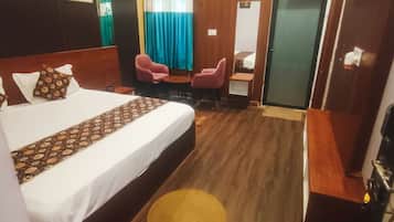 Room 102 | Free WiFi