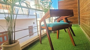 Family Single Room, Balcony, City View