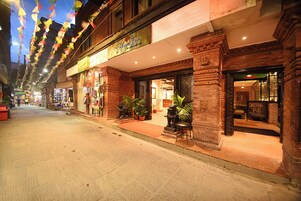 Fachada de la propiedad