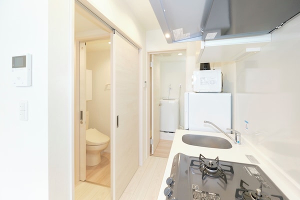 C (3-person), Non Smoking | Private kitchen