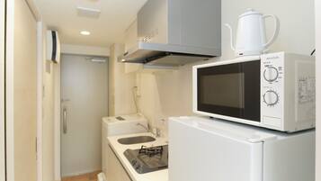 Fridge, microwave, stovetop, electric kettle
