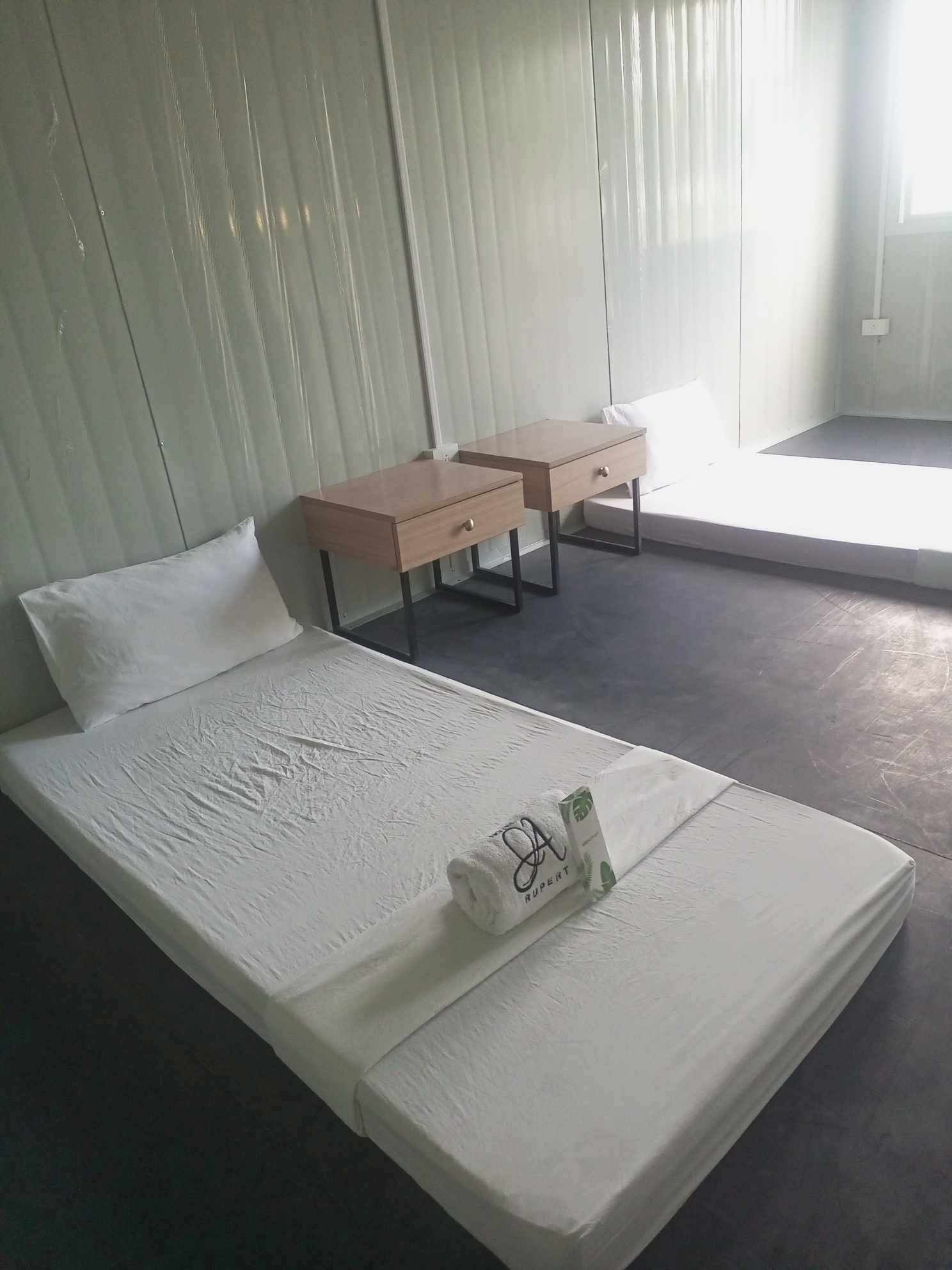 家庭客房, 庭院