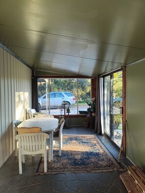 Interior - Moonambel rustic farm stay (Moonambel)