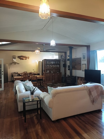 Moonambel rustic farm stay