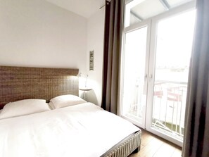 1 soverom, strykejern/-brett, reiseseng for barn og wi-fi