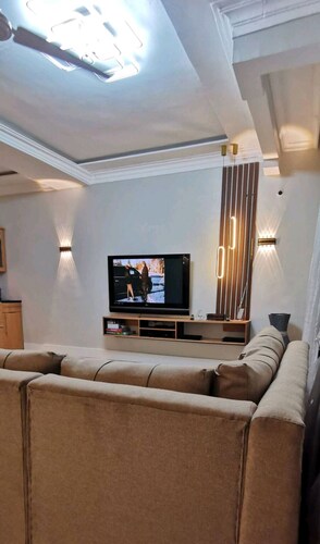 Legacy Homes (1B) 2 Bedroom Lux Apartment