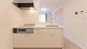 Leilighet, ikke-røyk (B, 2-person) | Eget kjøkken | Kjøleskap, mikrobølgeovn, kokeplater og vannkoker