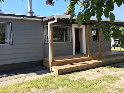 Original Twizel Bach - Pet Friendly
