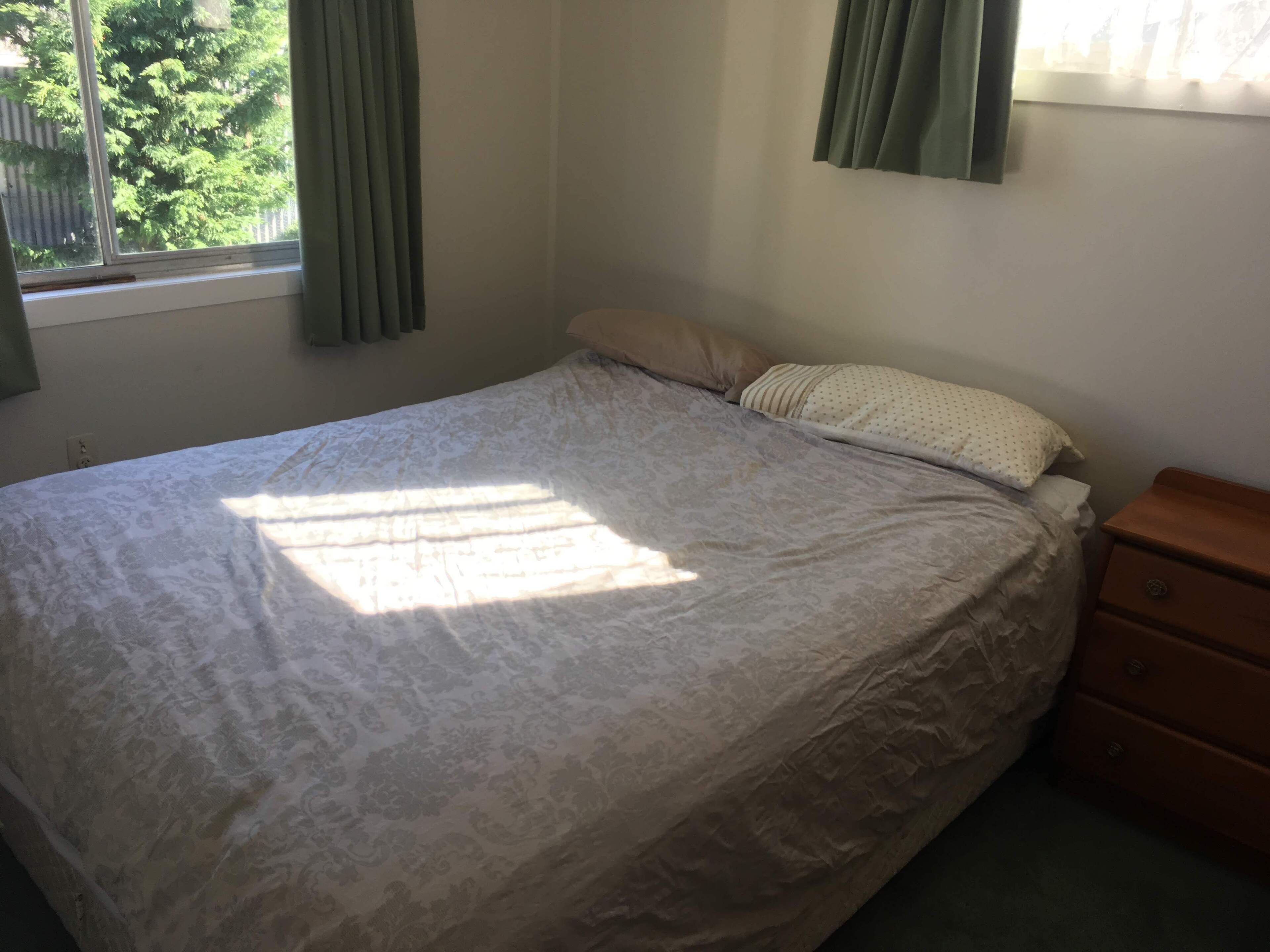 3 bedrooms, iron/ironing board